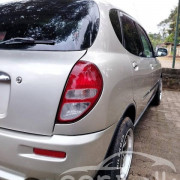 TOYOTA DUET 2000