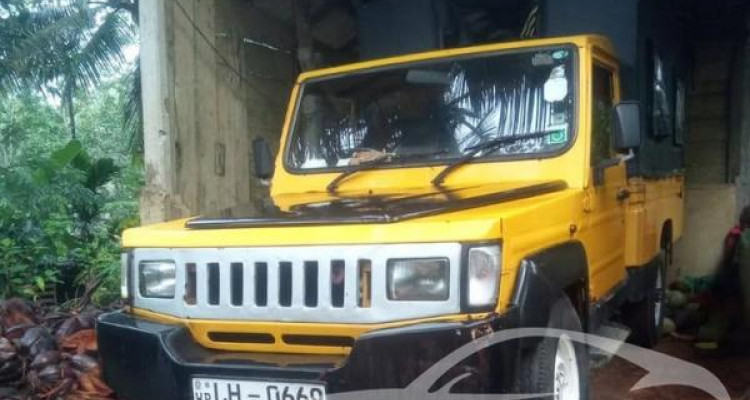 MAHINDRA BOLERO 4X4 2010