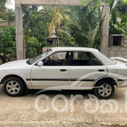 MAZDA FAMILIA 323 1990