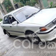 MAZDA FAMILIA 323 1990
