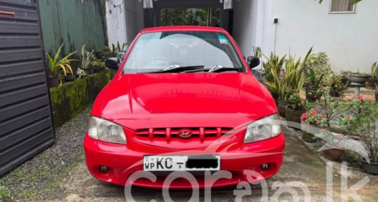 HYUNDAI ACCENT 2001