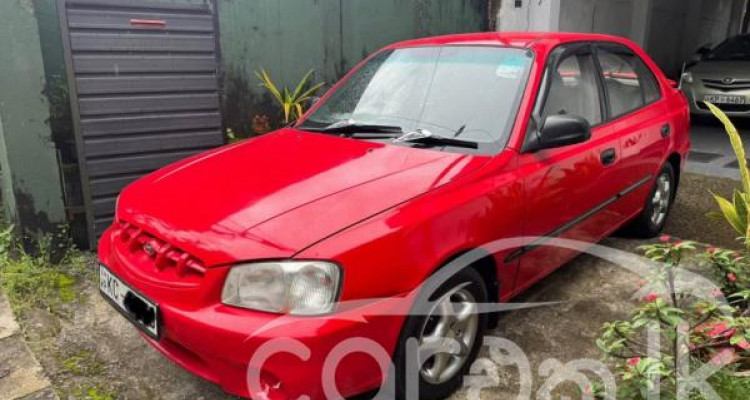 HYUNDAI ACCENT 2001