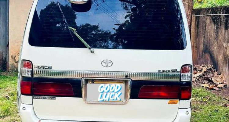 TOYOTA DOLPHIN 1996