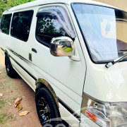 TOYOTA DOLPHIN 1996