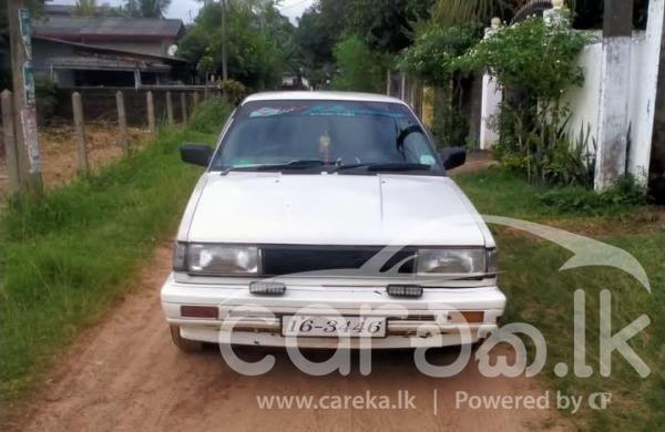NISSAN TRAD SUNNY 1988