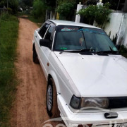 NISSAN TRAD SUNNY 1988