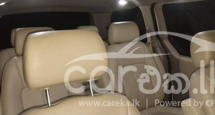 KIA CARNIVAL 2000