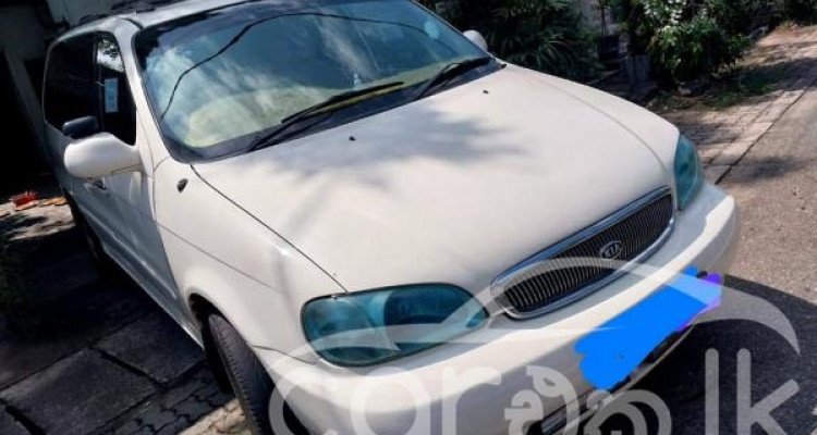 KIA CARNIVAL 2000