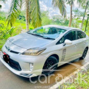 TOYOTA PRIUS 2013