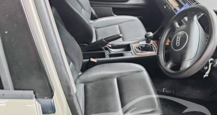 AUDI A4 2003