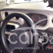 DAIHATSU YRV 2006