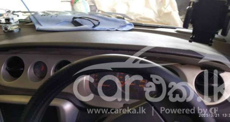 DAIHATSU YRV 2006