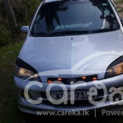 DAIHATSU YRV 2006
