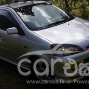 DAIHATSU YRV 2006