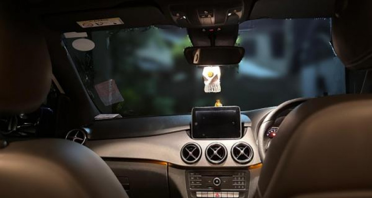 MERCEDES BENZ B250E 2016