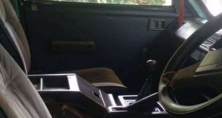 NISSAN VANETTE 1989