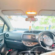 TOYOTA VITZ 2017