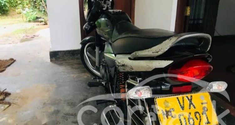 BAJAJ PLATINA 2010