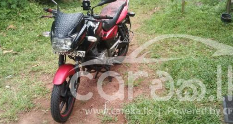 BAJAJ PULSAR 150 2014