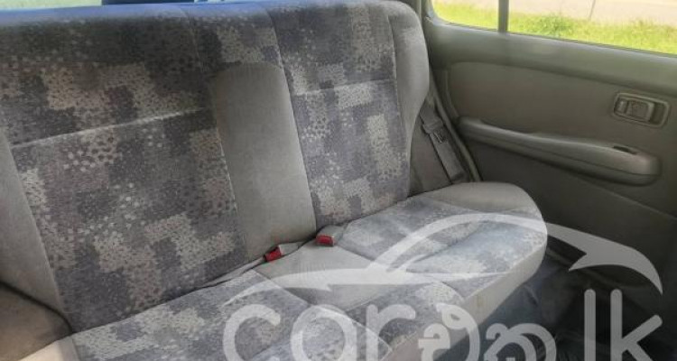 NISSAN MARCH K11 2001