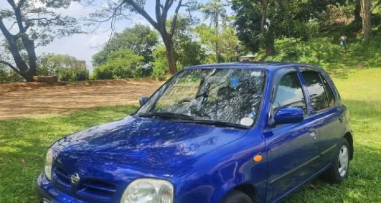 NISSAN MARCH K11 2001