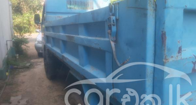 ISUZU ELF 1981