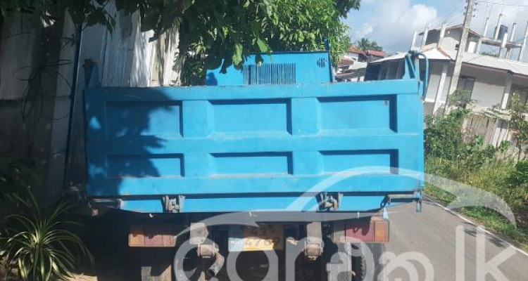 ISUZU ELF 1981