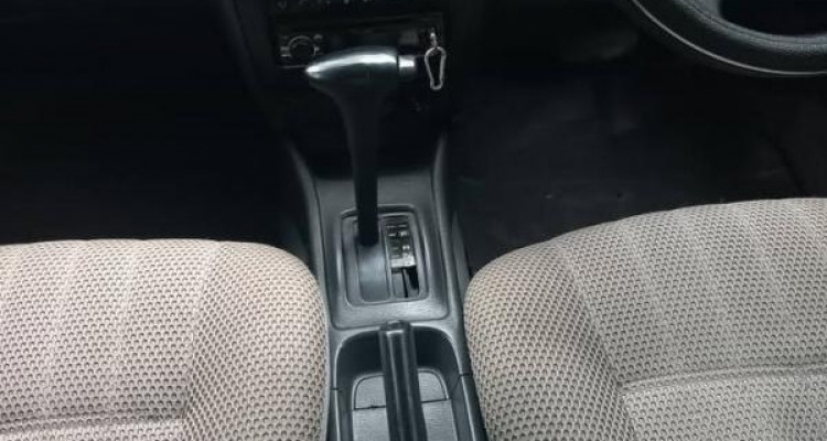 NISSAN SUNNY 1996