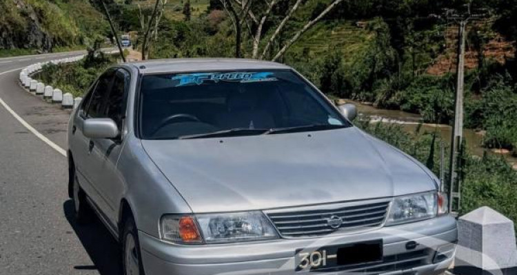 NISSAN SUNNY 1996