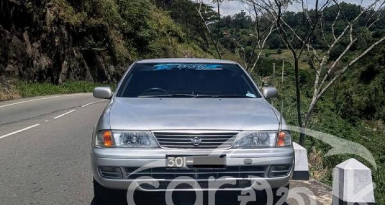 NISSAN SUNNY 1996
