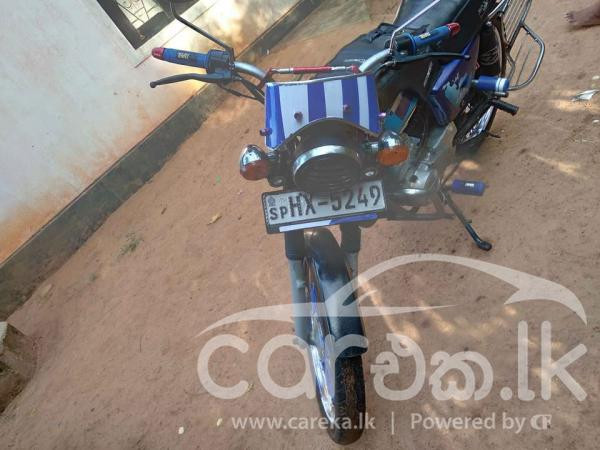 BAJAJ BOXER 2004