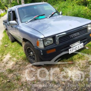 TOYOTA HILUX 1989