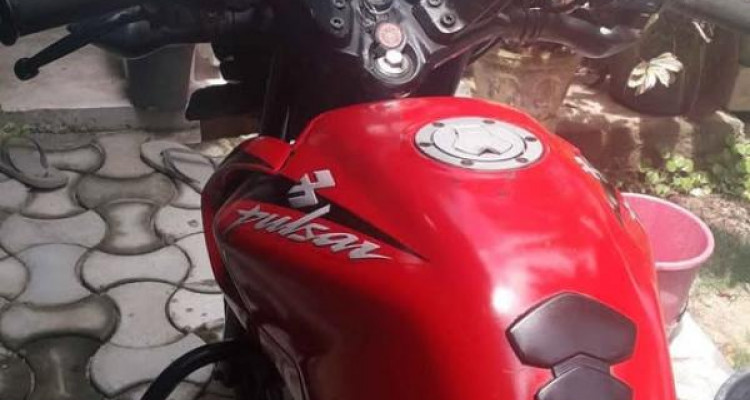 BAJAJ PULSAR 2014
