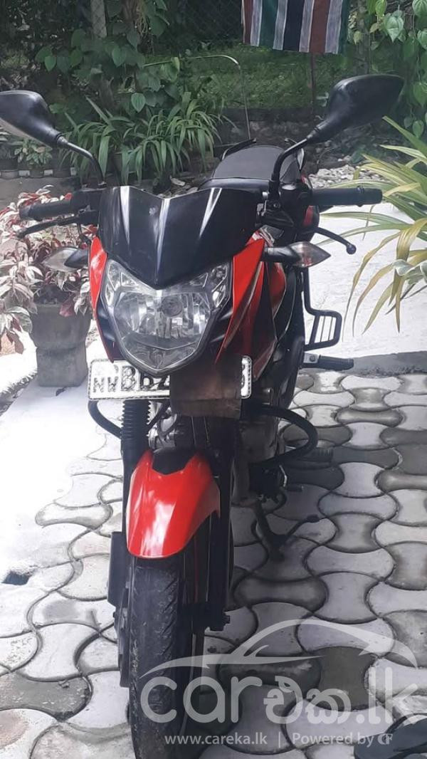 BAJAJ PULSAR 2014