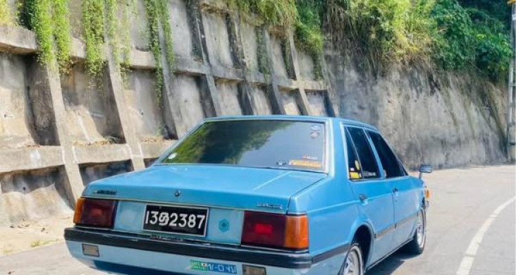 MITSUBISHI LANCER BOX 1982