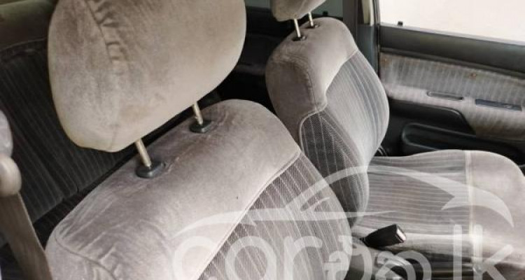 FORD LASER 1990