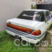 FORD LASER 1990