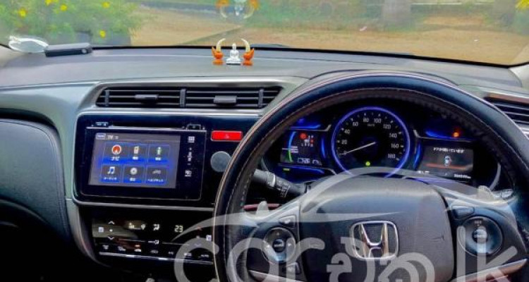 HONDA GRACE 2016