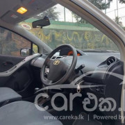 TOYOTA VITZ 2008