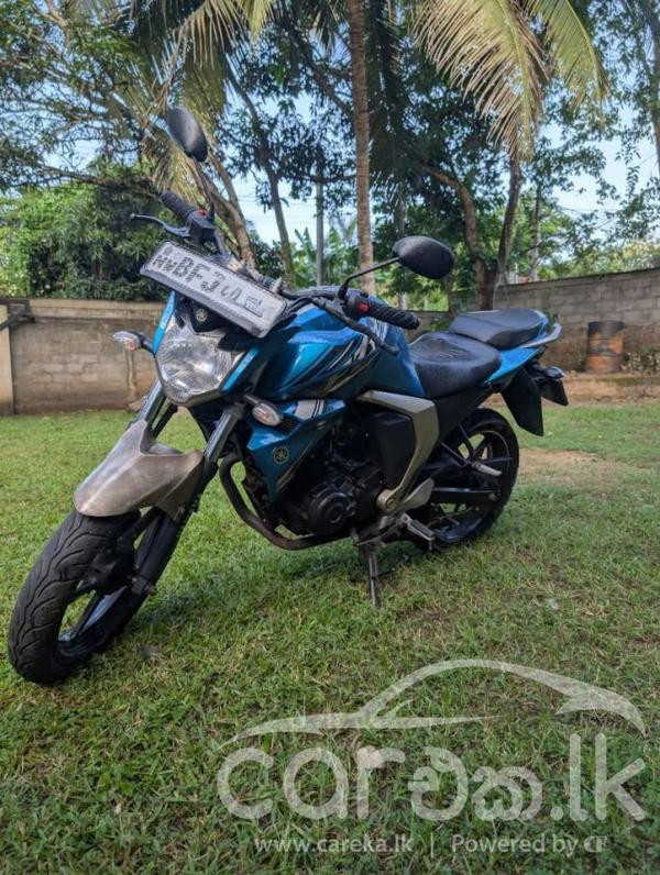 YAMAHA FZ V2 2017