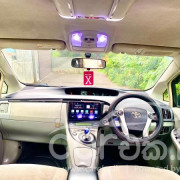 TOYOTA PRIUS 2011