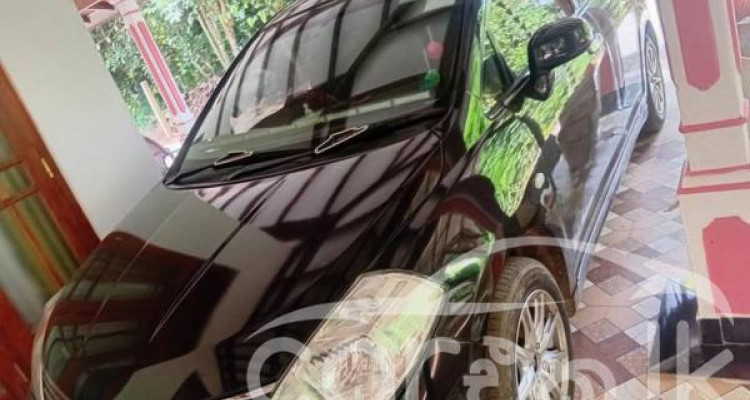 NISSAN TIIDA 2006