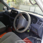 TOYOTA NOAH CR42 1999