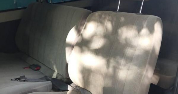 TOYOTA NOAH CR42 1999