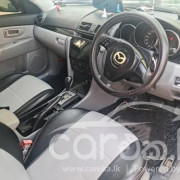 MAZDA AXELA 2004