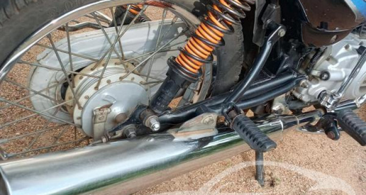 BAJAJ CT100 2017