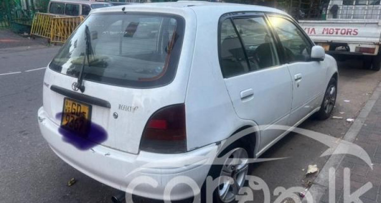 TOYOTA STARLET 1997