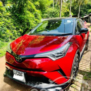 TOYOTA C-HR NGX 10 2018