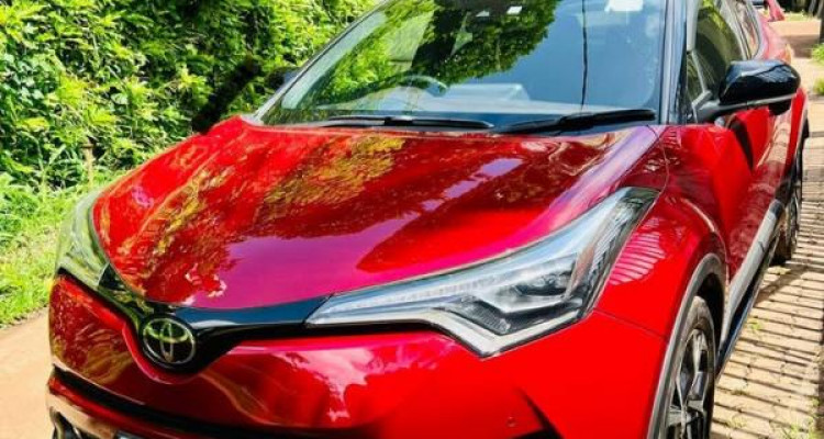 TOYOTA C-HR NGX 10 2018