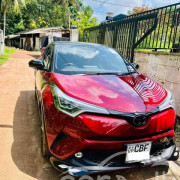 TOYOTA C-HR NGX 10 2018